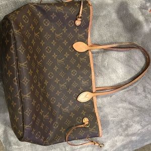Brown louis Vuitton monogram bag